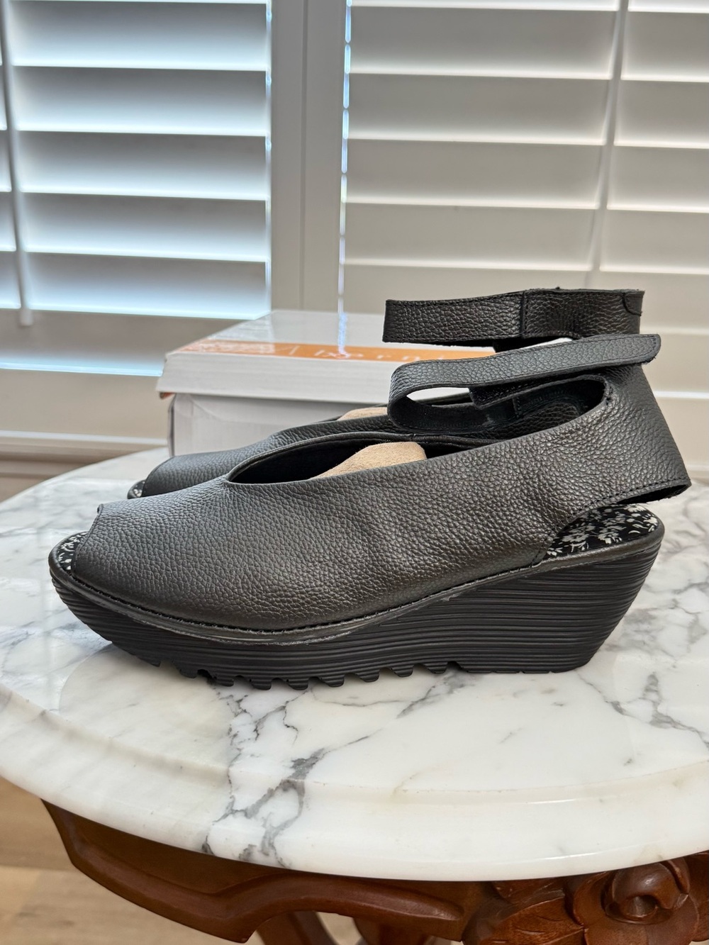 bernie mev. Mely Wedge - Picture 2 of 6